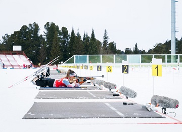 Более 60 спортсменов принимают участие в чемпионате и первенстве России по лыжным гонкам и биатлону спорта лиц с ПОДА в Пересвете